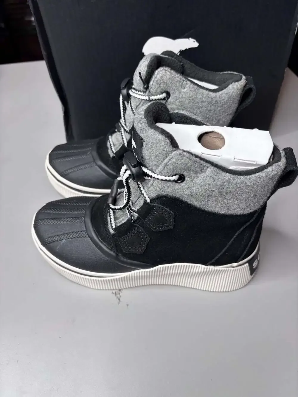 Out N About™ IV Chillz Women's Winter Boot size 3 youth